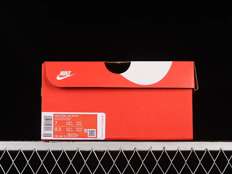 All categories Nk SB Dunk series Nk SB Dunk Low low-top sneakers J version Nk Dunk Low "Tans" retro green SB low-top sports and leisure sneakers FB7160-231